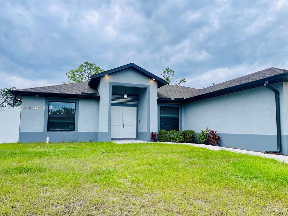 En Venta: $390,000 (3 camas, 2 baños, 1437 Pies cuadrados)