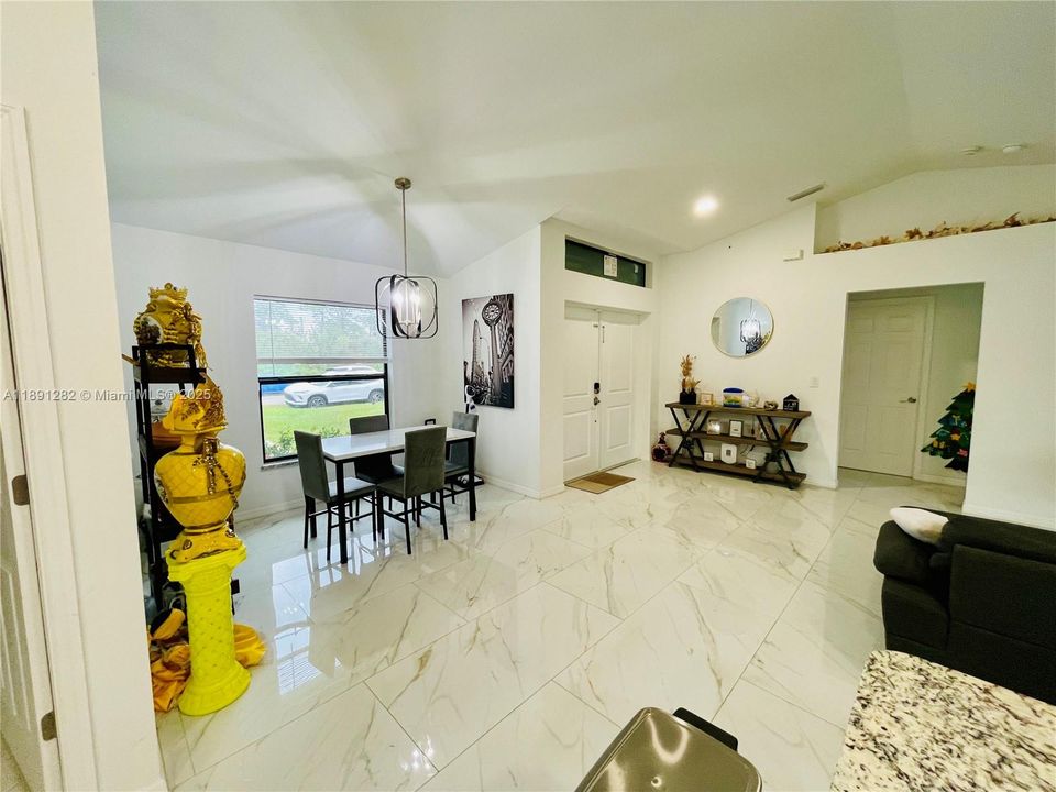 En Venta: $390,000 (3 camas, 2 baños, 1437 Pies cuadrados)