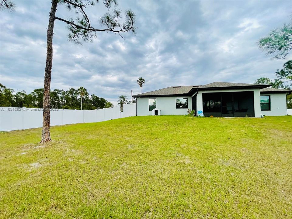 En Venta: $390,000 (3 camas, 2 baños, 1437 Pies cuadrados)