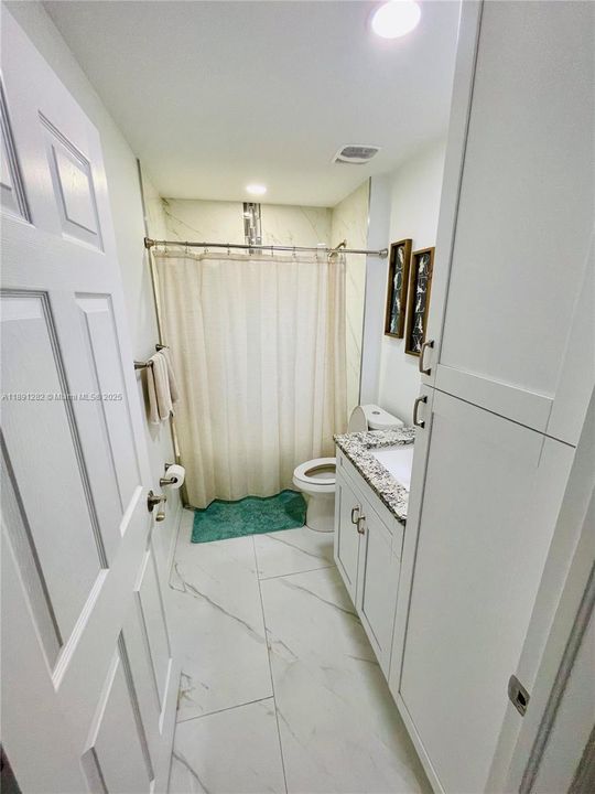 En Venta: $390,000 (3 camas, 2 baños, 1437 Pies cuadrados)