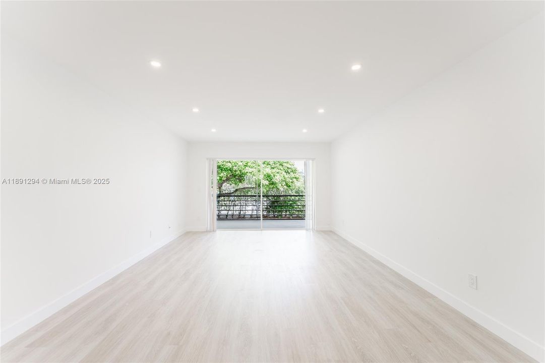 Activo con contrato: $1,975 (1 camas, 1 baños, 0 Pies cuadrados)