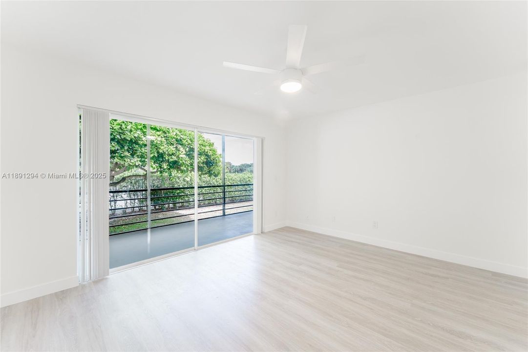 Activo con contrato: $1,975 (1 camas, 1 baños, 0 Pies cuadrados)