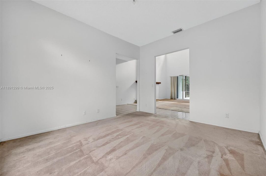 En Venta: $849,000 (5 camas, 4 baños, 3499 Pies cuadrados)