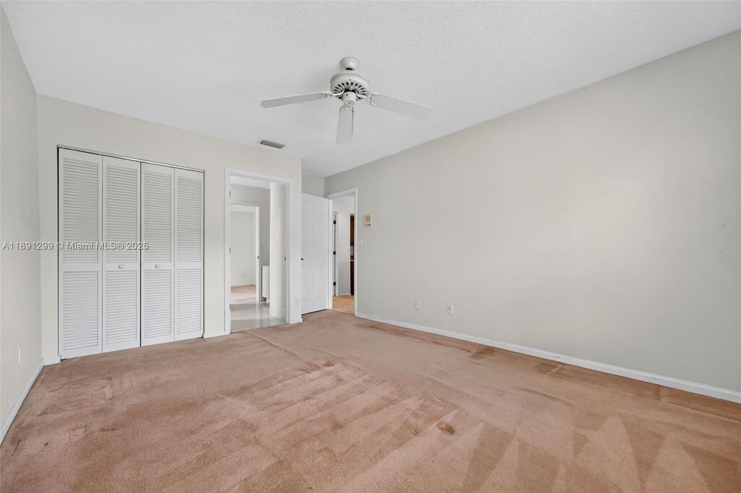 En Venta: $849,000 (5 camas, 4 baños, 3499 Pies cuadrados)