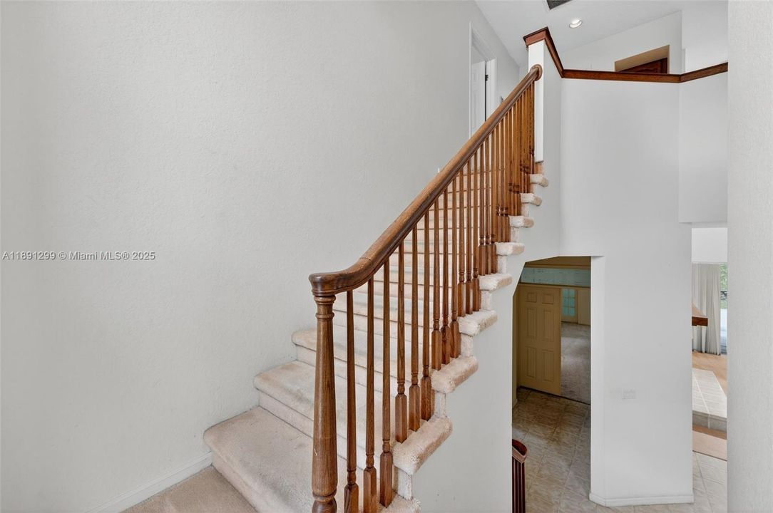 En Venta: $849,000 (5 camas, 4 baños, 3499 Pies cuadrados)