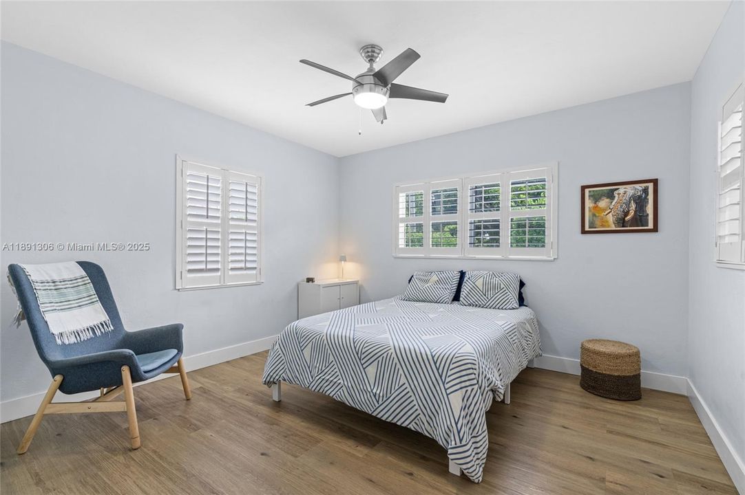 Active With Contract: $2,099,000 (2 beds, 2 baths, 1869 Square Feet)