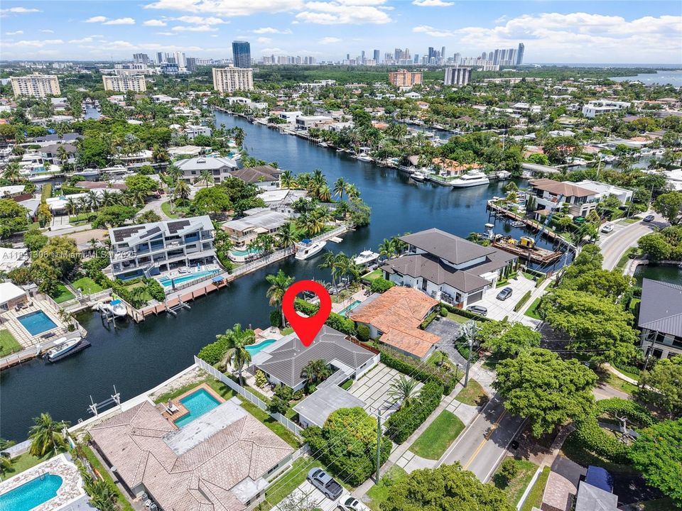 Active With Contract: $2,099,000 (2 beds, 2 baths, 1869 Square Feet)