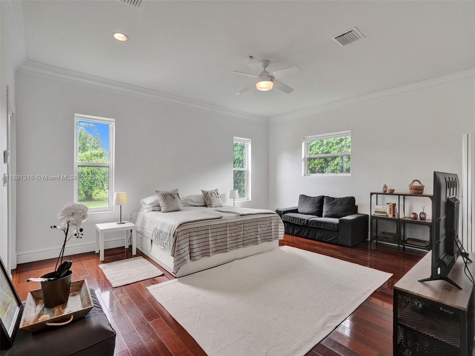 Images may reflect a prior resident; current furnishings differ