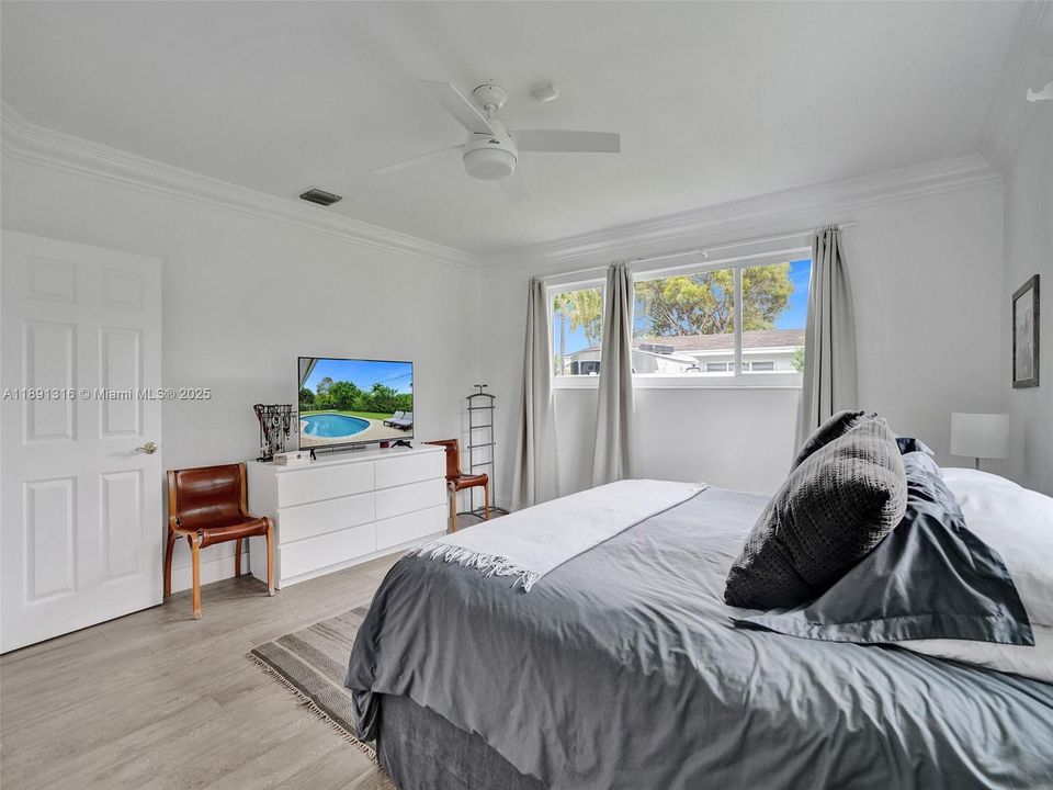 Images may reflect a prior resident; current furnishings differ