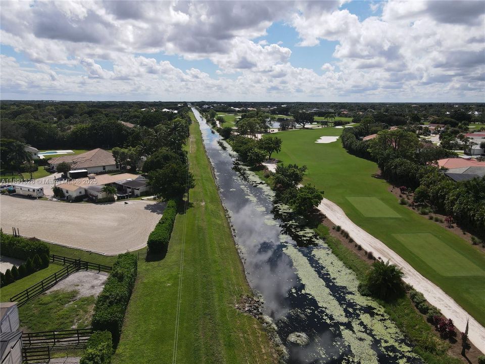 For Sale: $2,620,000 (5 beds, 3 baths, 3683 Square Feet)
