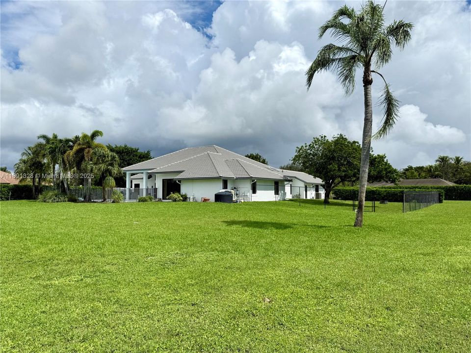 For Sale: $2,620,000 (5 beds, 3 baths, 3683 Square Feet)