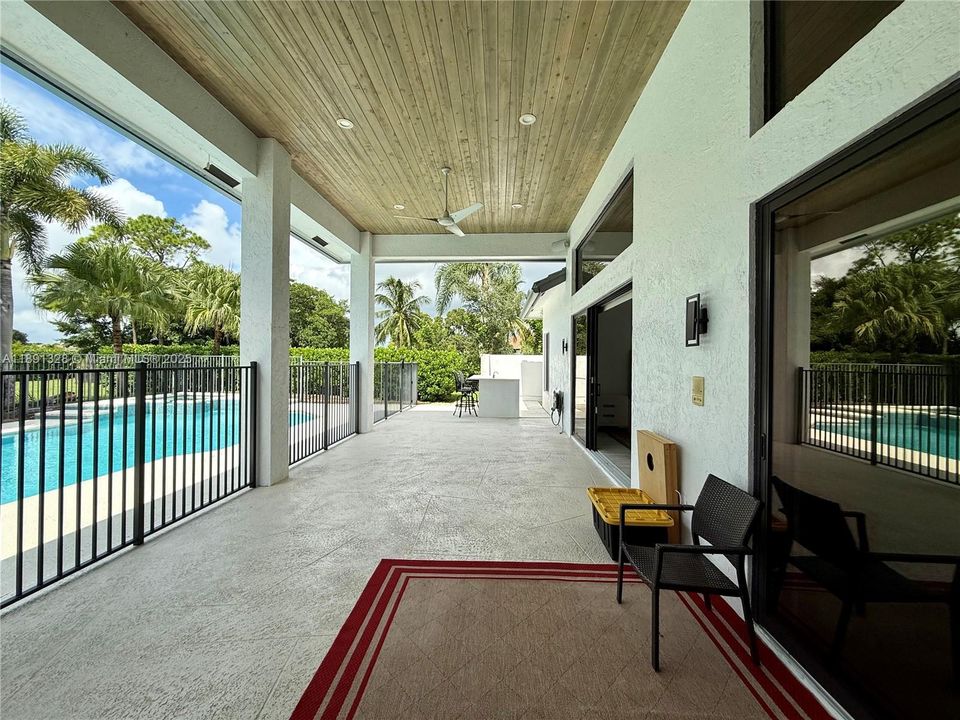 For Sale: $2,620,000 (5 beds, 3 baths, 3683 Square Feet)