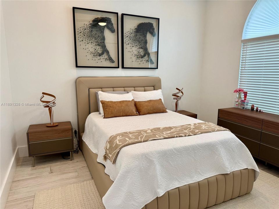 For Sale: $2,620,000 (5 beds, 3 baths, 3683 Square Feet)