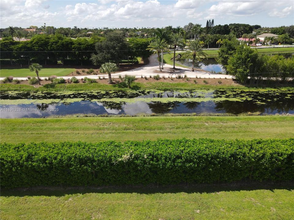 For Sale: $2,620,000 (5 beds, 3 baths, 3683 Square Feet)