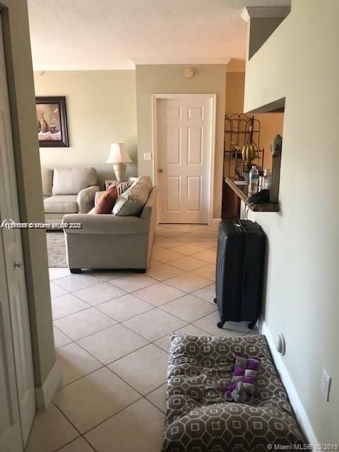 En Venta: $285,000 (2 camas, 2 baños, 1152 Pies cuadrados)