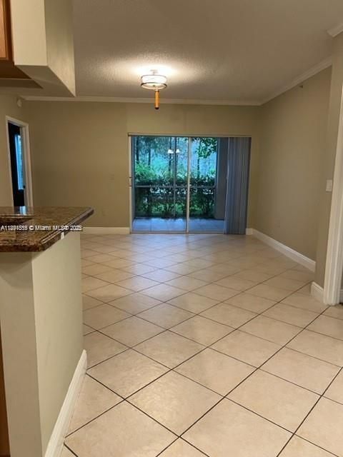 En Venta: $285,000 (2 camas, 2 baños, 1152 Pies cuadrados)