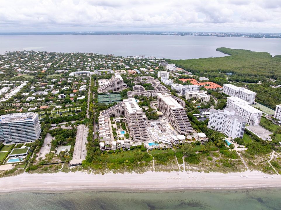 For Rent: $3,000 (3 beds, 2 baths, 1720 Square Feet)