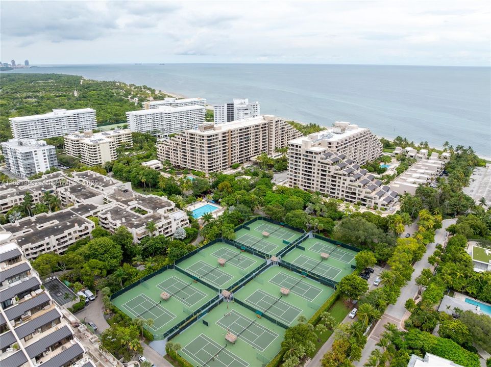 For Rent: $3,000 (3 beds, 2 baths, 1720 Square Feet)