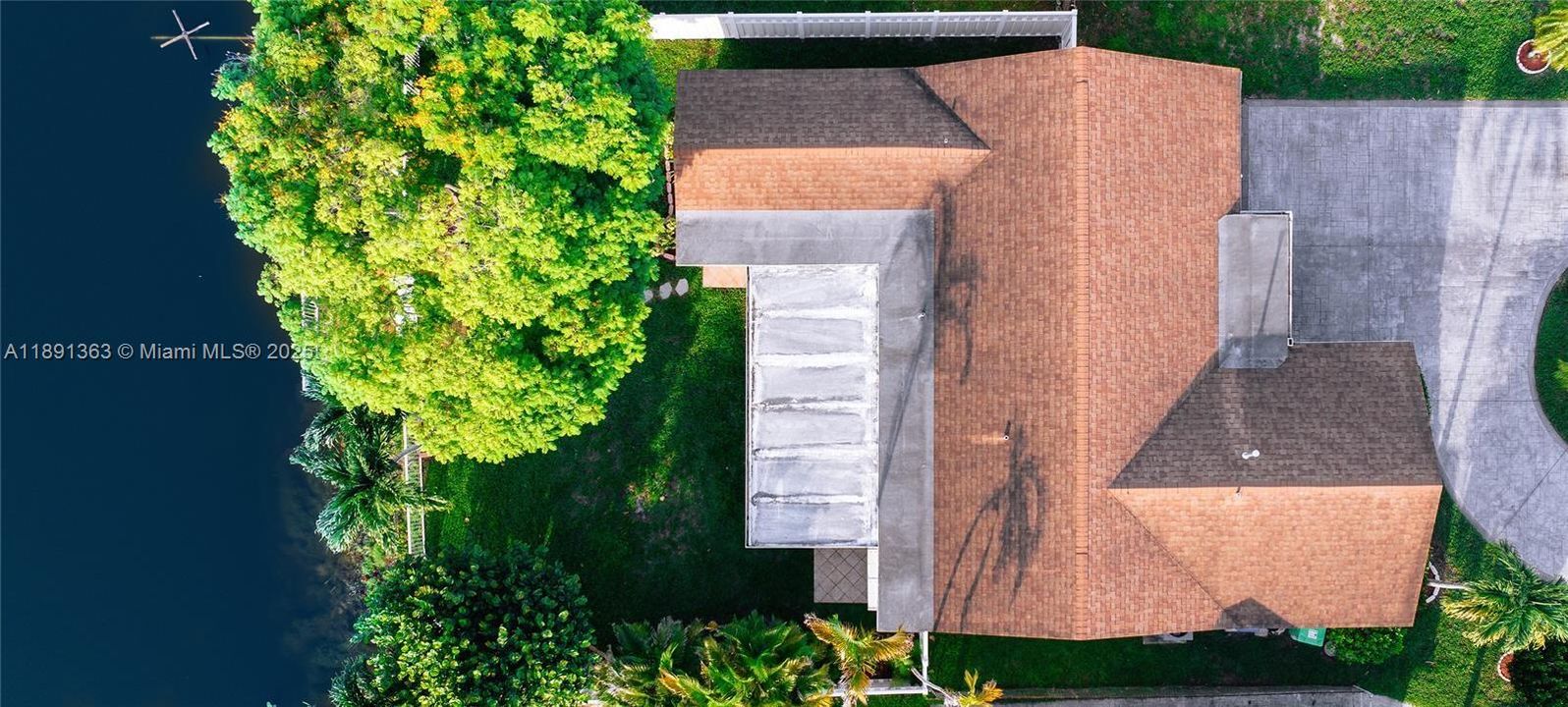 最近售出: $585,000 (3 贝兹, 2 浴室, 1398 平方英尺)