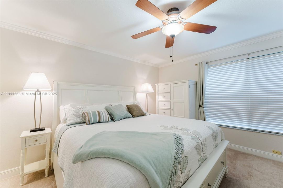 最近售出: $585,000 (3 贝兹, 2 浴室, 1398 平方英尺)