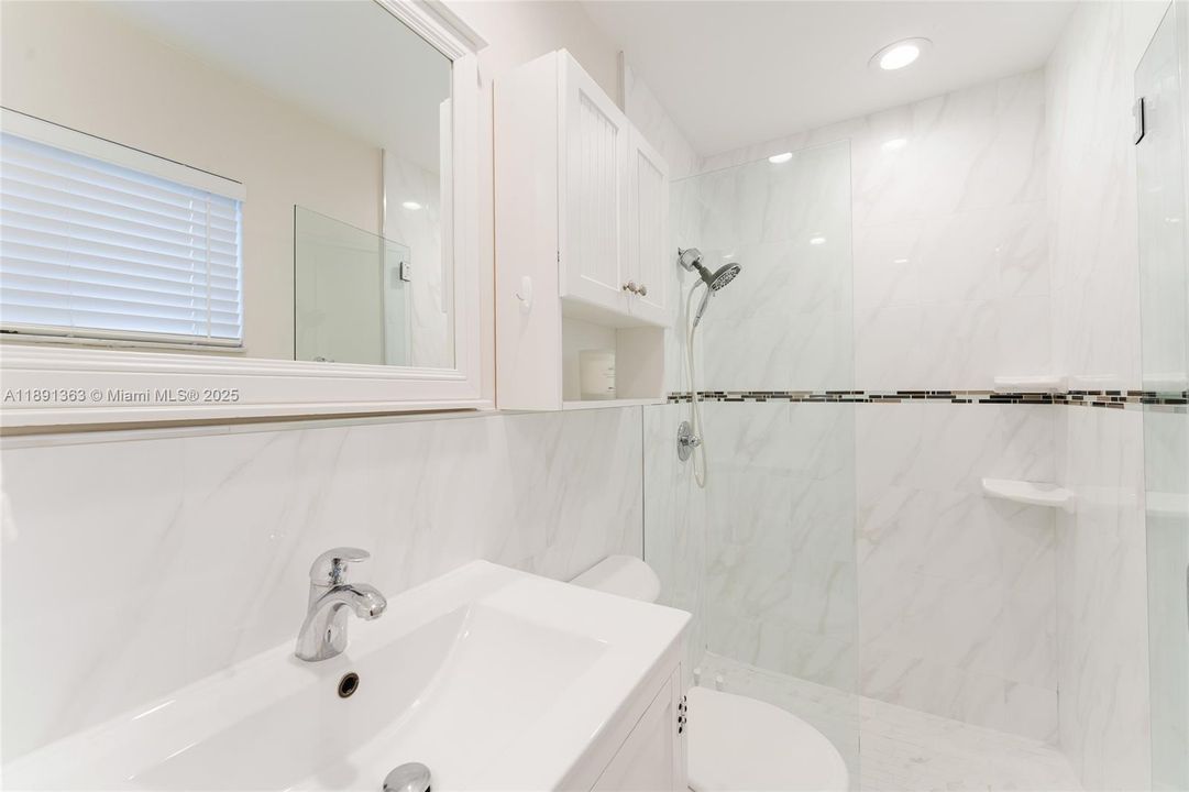 最近售出: $585,000 (3 贝兹, 2 浴室, 1398 平方英尺)