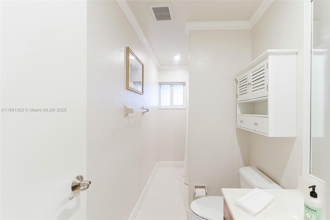 最近售出: $585,000 (3 贝兹, 2 浴室, 1398 平方英尺)