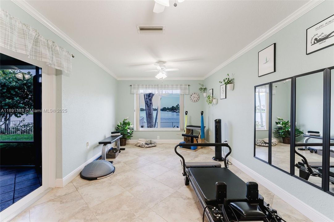 最近售出: $585,000 (3 贝兹, 2 浴室, 1398 平方英尺)