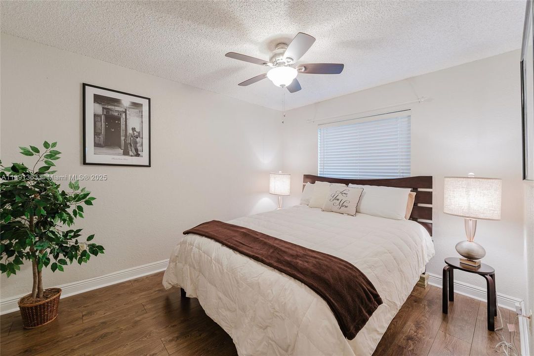 最近售出: $585,000 (3 贝兹, 2 浴室, 1398 平方英尺)