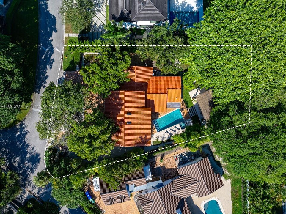 En Renta: $45,000 (4 camas, 5 baños, 4075 Pies cuadrados)