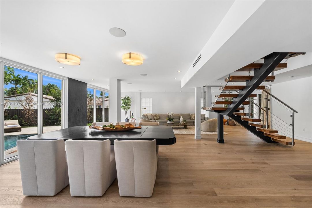 En Renta: $45,000 (4 camas, 5 baños, 4075 Pies cuadrados)