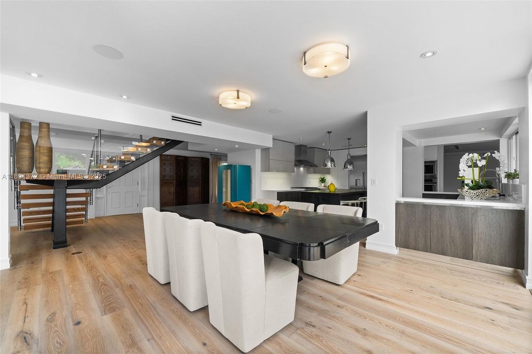 En Renta: $45,000 (4 camas, 5 baños, 4075 Pies cuadrados)