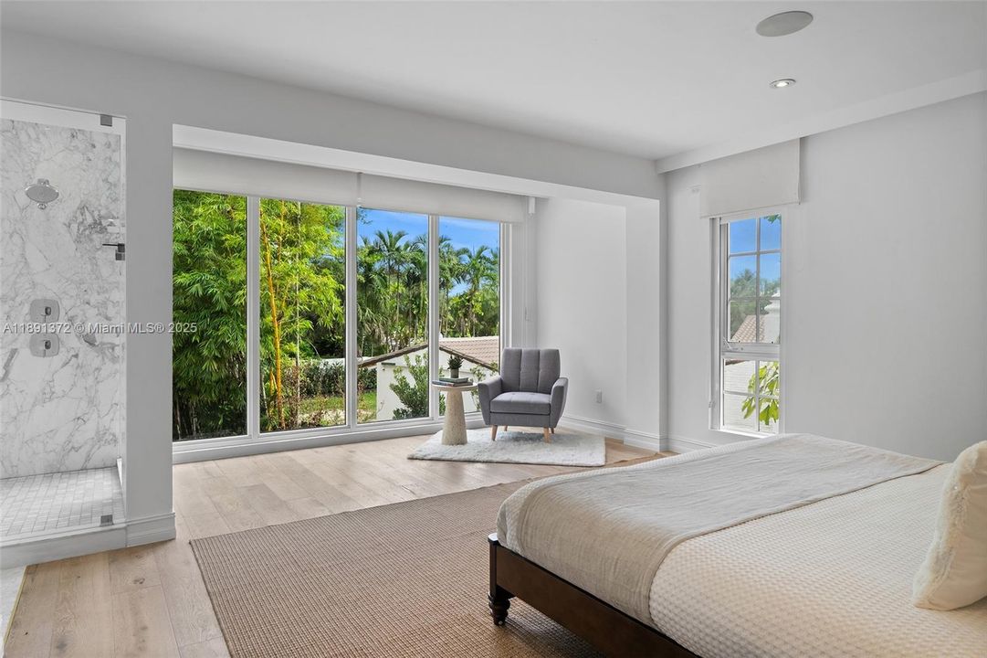 En Renta: $45,000 (4 camas, 5 baños, 4075 Pies cuadrados)