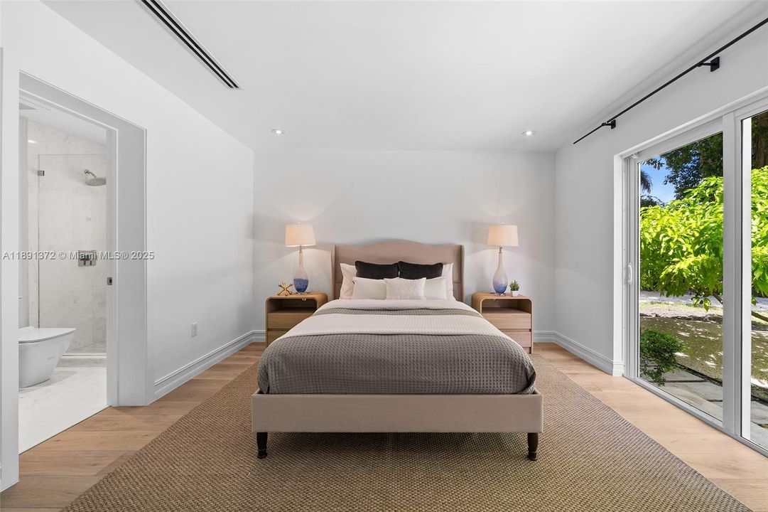 En Renta: $45,000 (4 camas, 5 baños, 4075 Pies cuadrados)