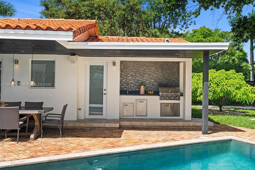 En Renta: $45,000 (4 camas, 5 baños, 4075 Pies cuadrados)