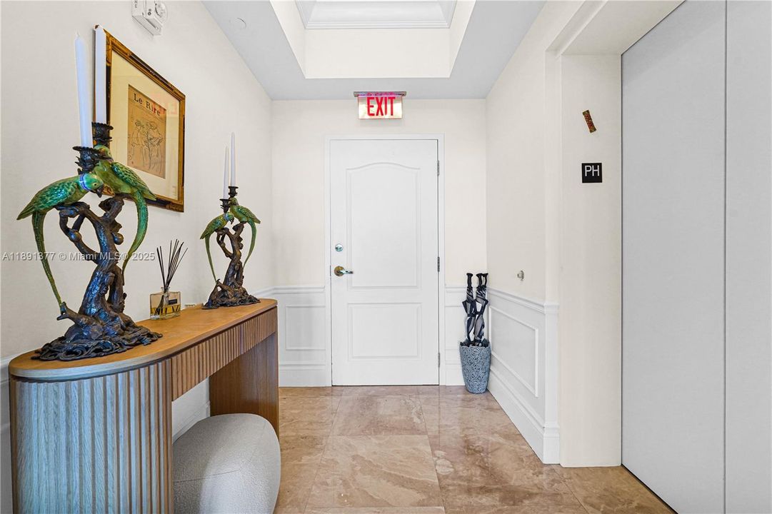 For Sale: $3,850,000 (3 beds, 3 baths, 3683 Square Feet)