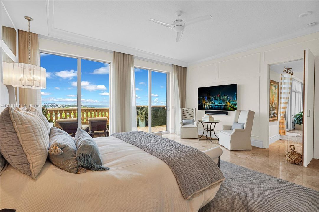 For Sale: $3,850,000 (3 beds, 3 baths, 3683 Square Feet)