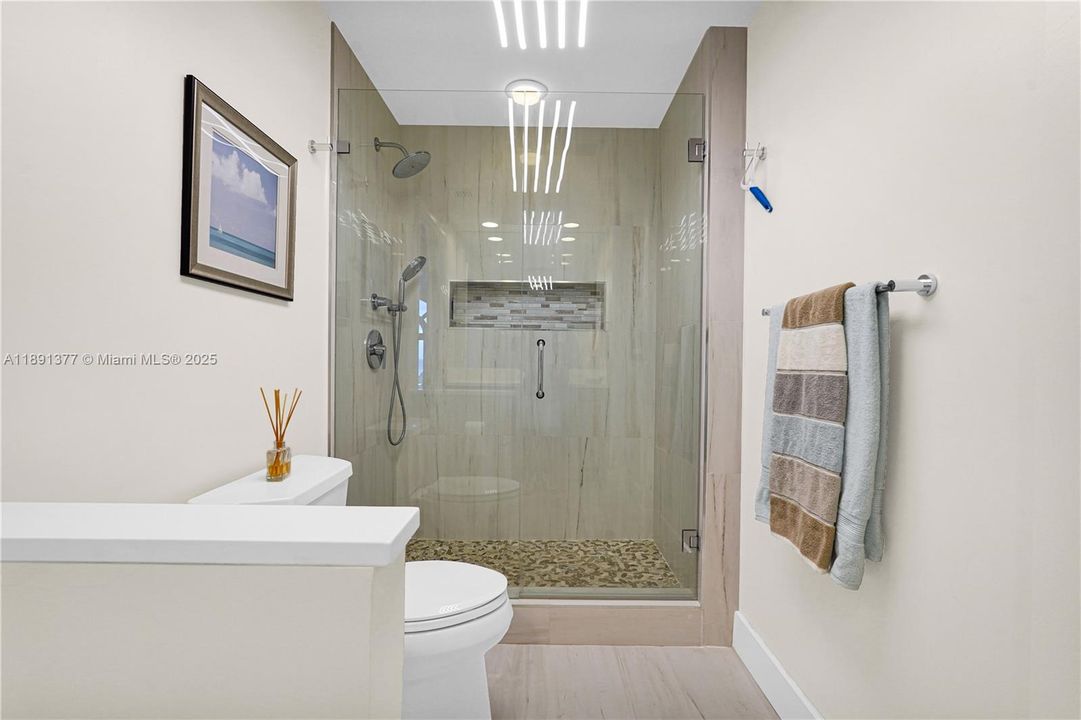 For Sale: $3,850,000 (3 beds, 3 baths, 3683 Square Feet)