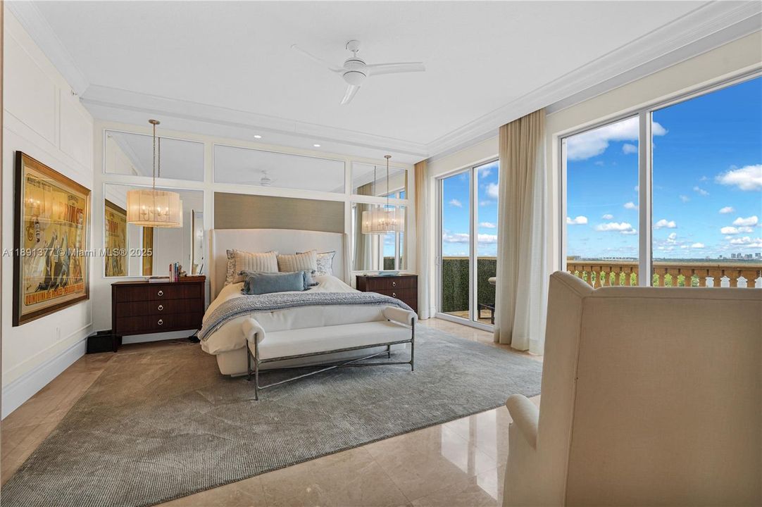 For Sale: $3,850,000 (3 beds, 3 baths, 3683 Square Feet)