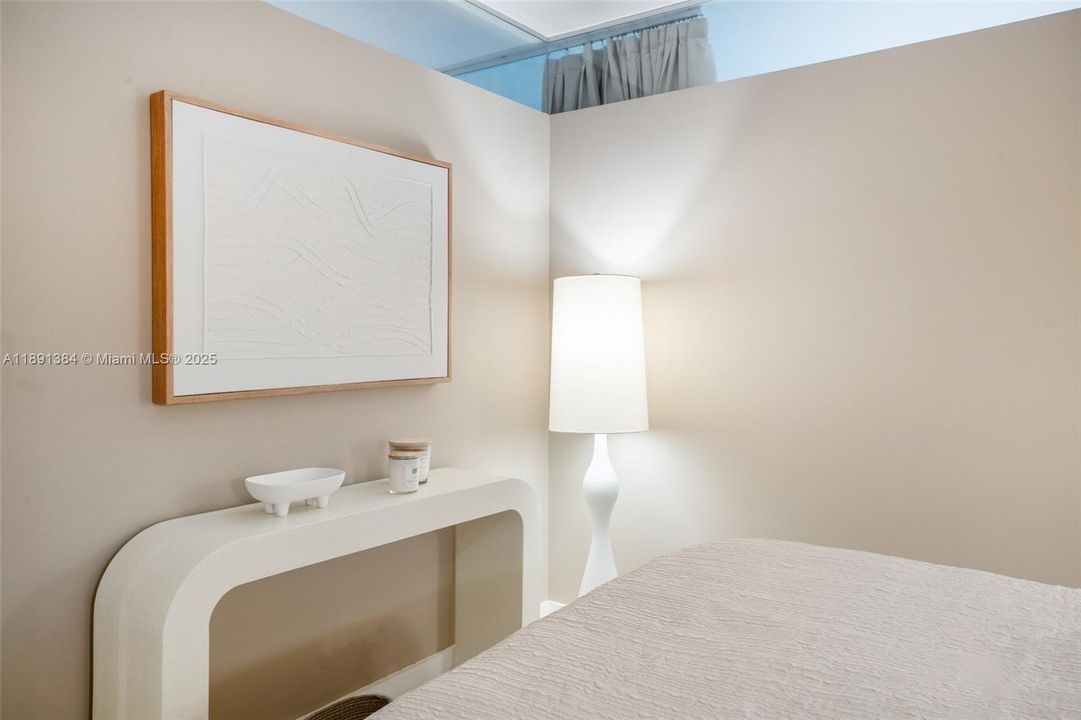 For Sale: $900,000 (0 beds, 1 baths, 760 Square Feet)