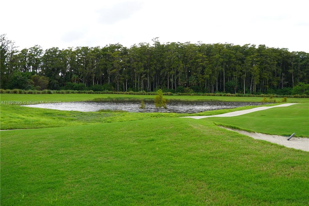 For Rent: $2,200 (2 beds, 2 baths, 1154 Square Feet)