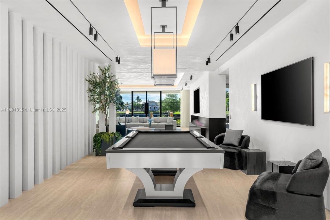 For Sale: $24,995,000 (6 beds, 6 baths, 10391 Square Feet)