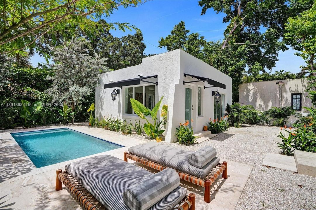 待售: $3,495,000 (5 贝兹, 4 浴室, 2674 平方英尺)