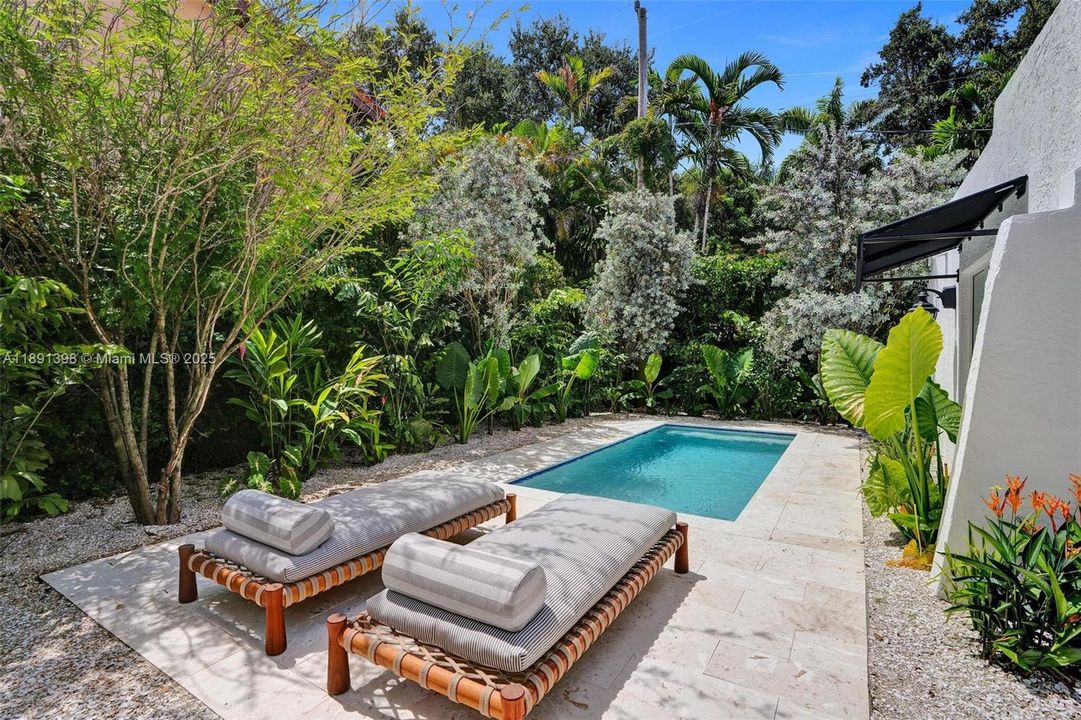 待售: $3,495,000 (5 贝兹, 4 浴室, 2674 平方英尺)