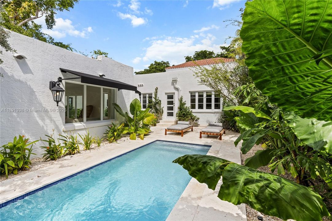 待售: $3,495,000 (5 贝兹, 4 浴室, 2674 平方英尺)