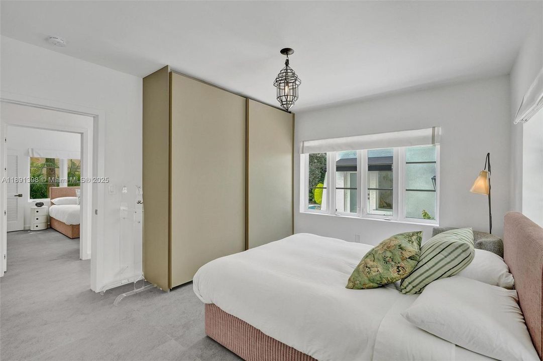 待售: $3,495,000 (5 贝兹, 4 浴室, 2674 平方英尺)