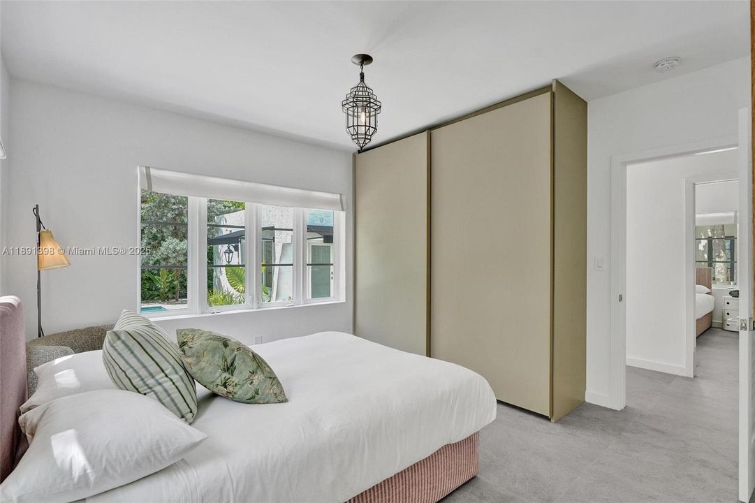 待售: $3,495,000 (5 贝兹, 4 浴室, 2674 平方英尺)