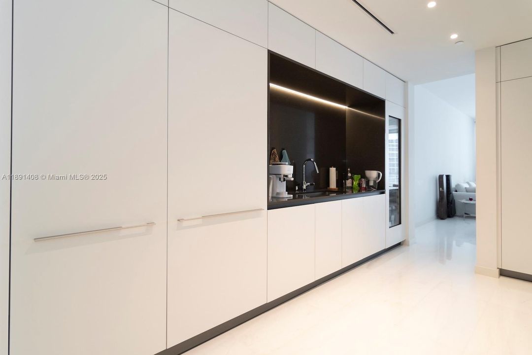 出租: $29,000 (3 贝兹, 4 浴室, 3078 平方英尺)