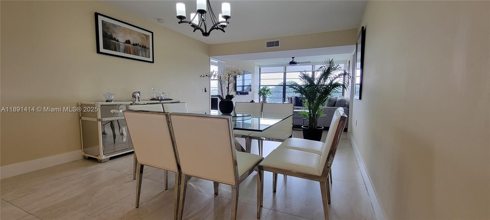 For Sale: $329,000 (2 beds, 2 baths, 1385 Square Feet)