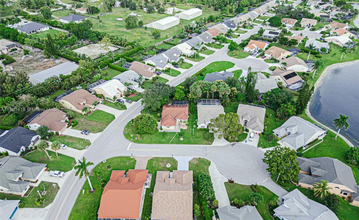 На продажу: $700,000 (2 спален, 2 ванн, 1519 Квадратных фут)