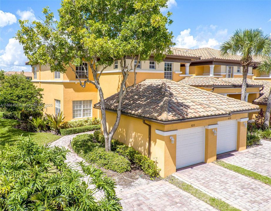 Recently Rented: $3,500 (3 beds, 2 baths, 1401 Square Feet)